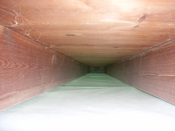 L’intérieur d’un caisson avant son remplissage sur mon chantier.